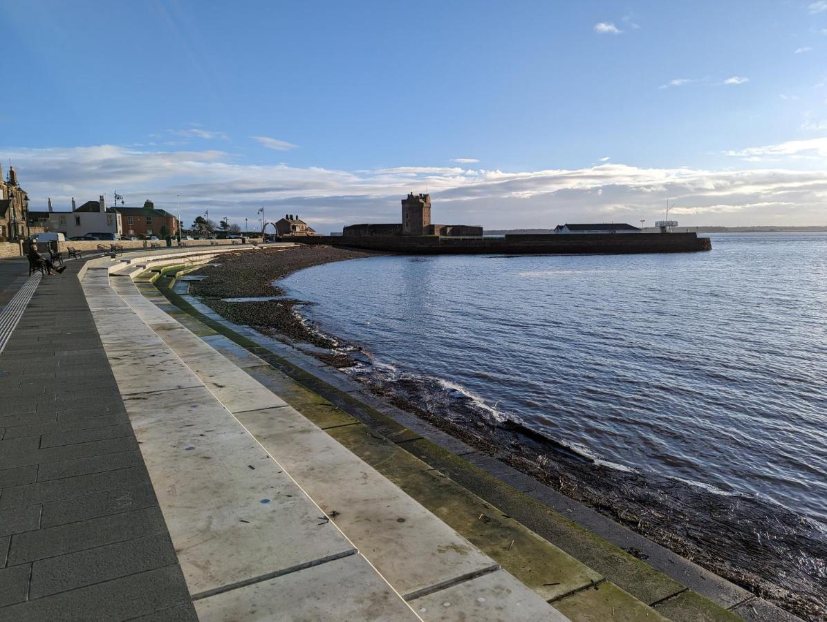 Great Location, Large 1 Bed Flat With Parking Broughty Ferry Exterior foto