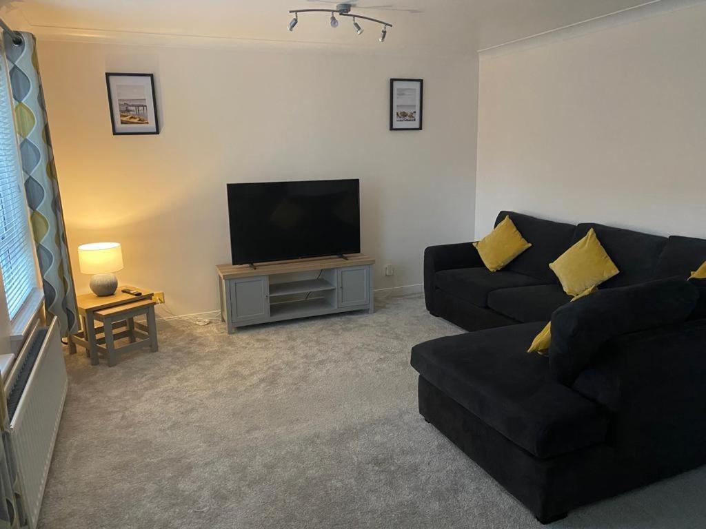 Great Location, Large 1 Bed Flat With Parking Broughty Ferry Exterior foto